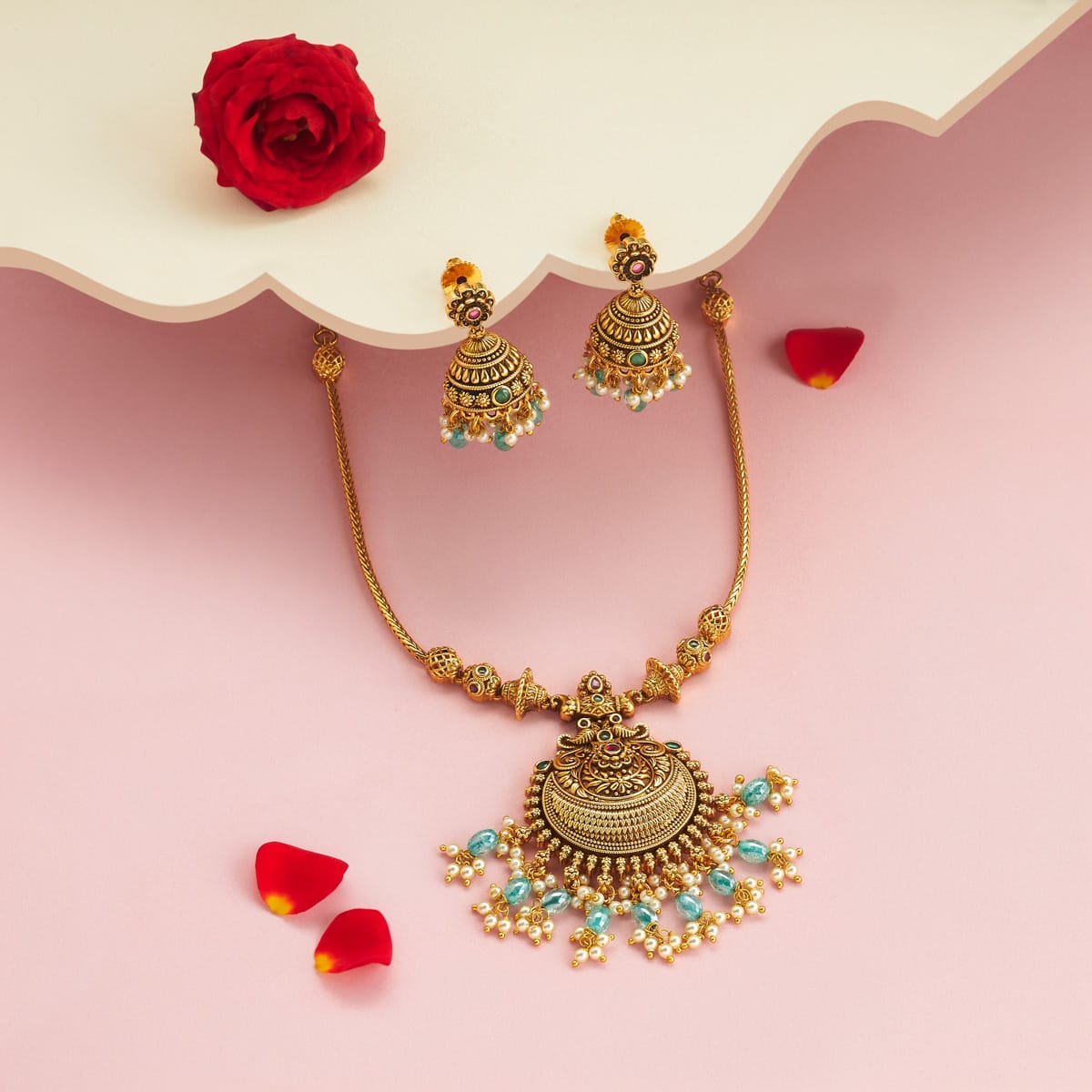 Antique Necklace Antique Necklace 201899