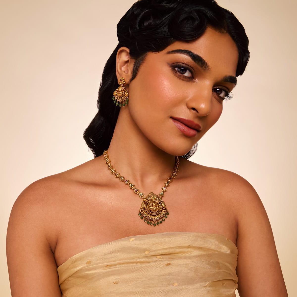 Antique Necklace Antique Necklace 202207