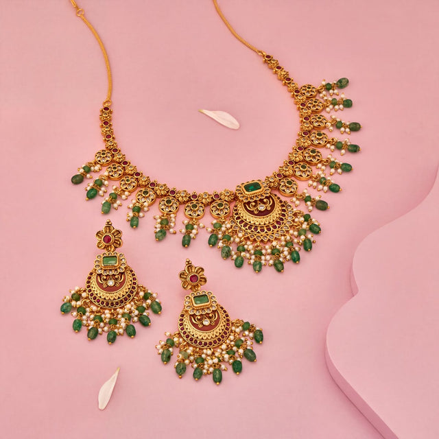 Antique Necklace Antique Necklace 202468
