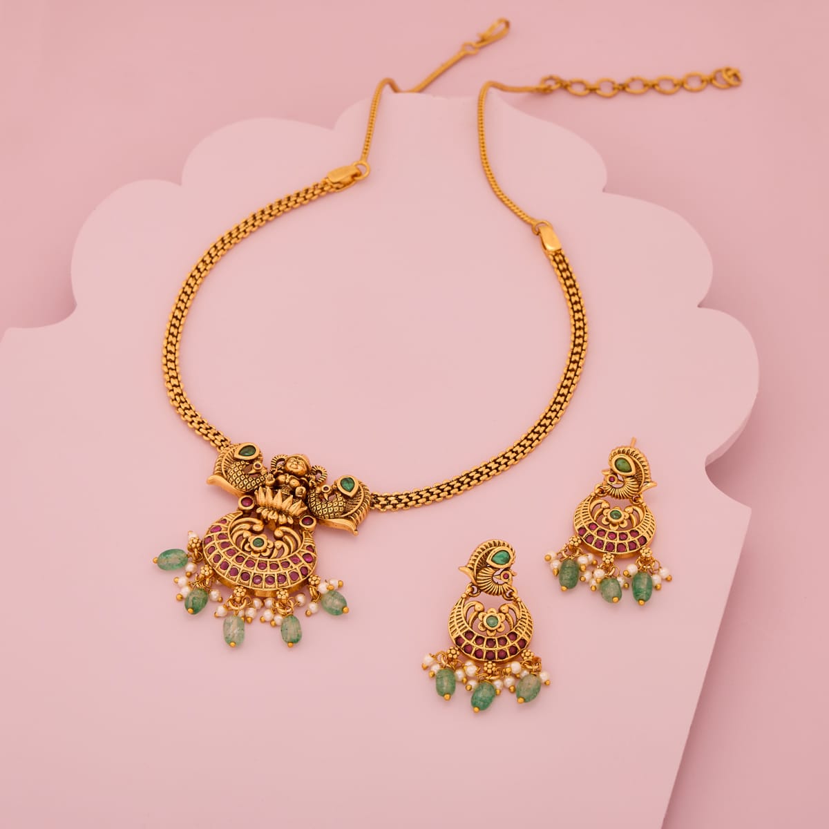 Antique Necklace Antique Necklace 203475