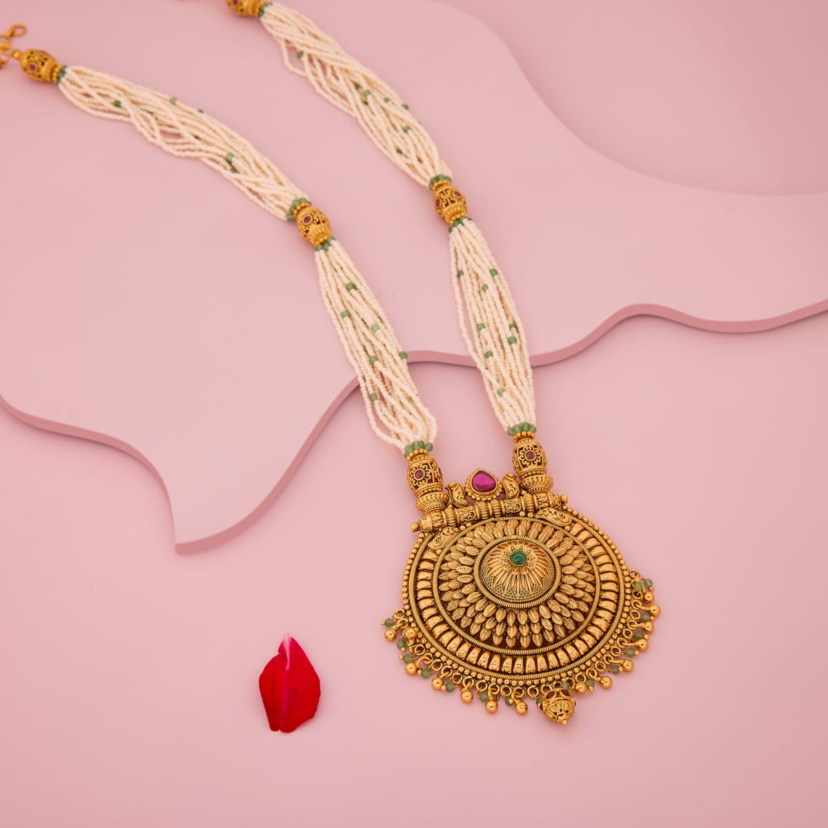 Antique Necklace Antique Necklace 204084