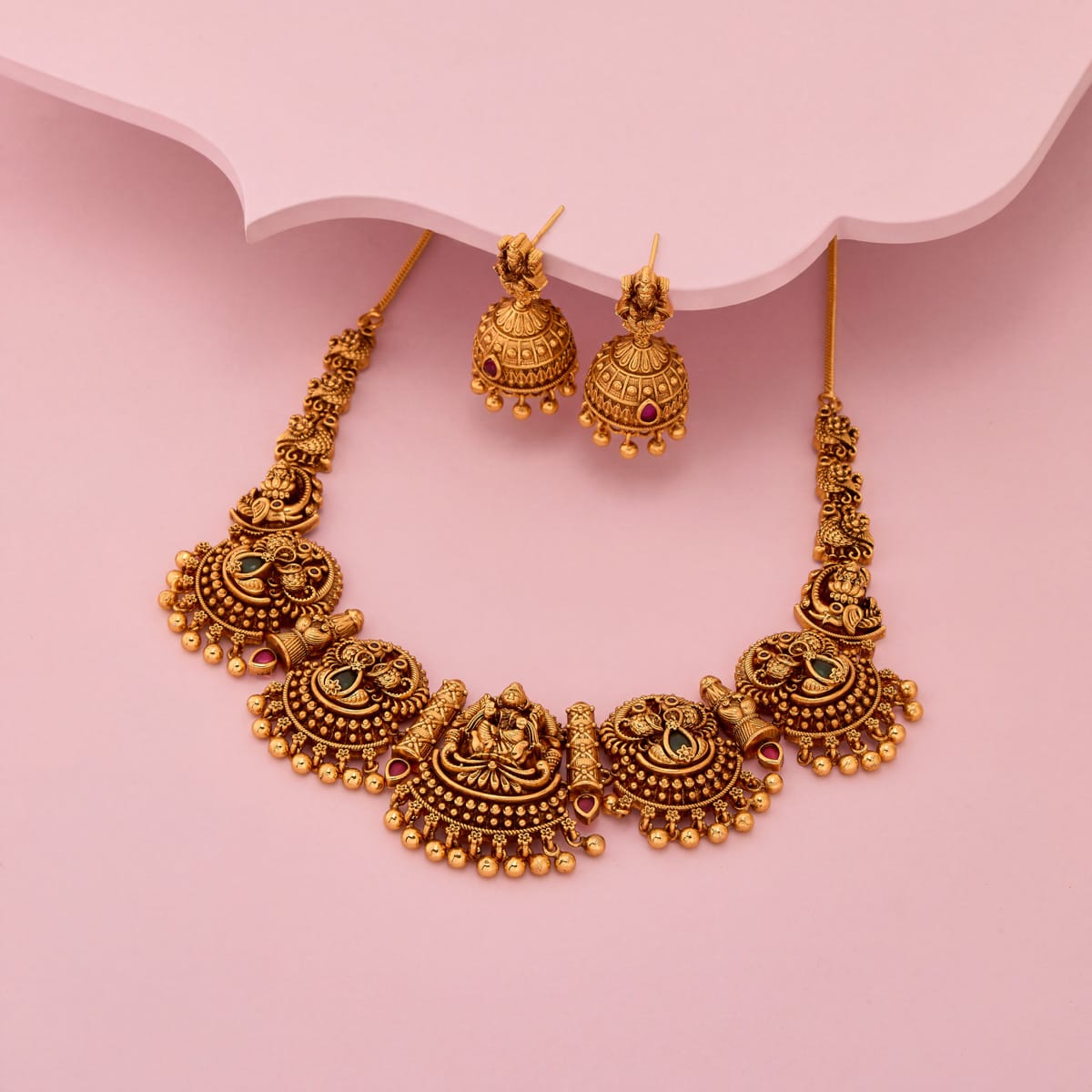 Antique Necklace Antique Necklace 204765