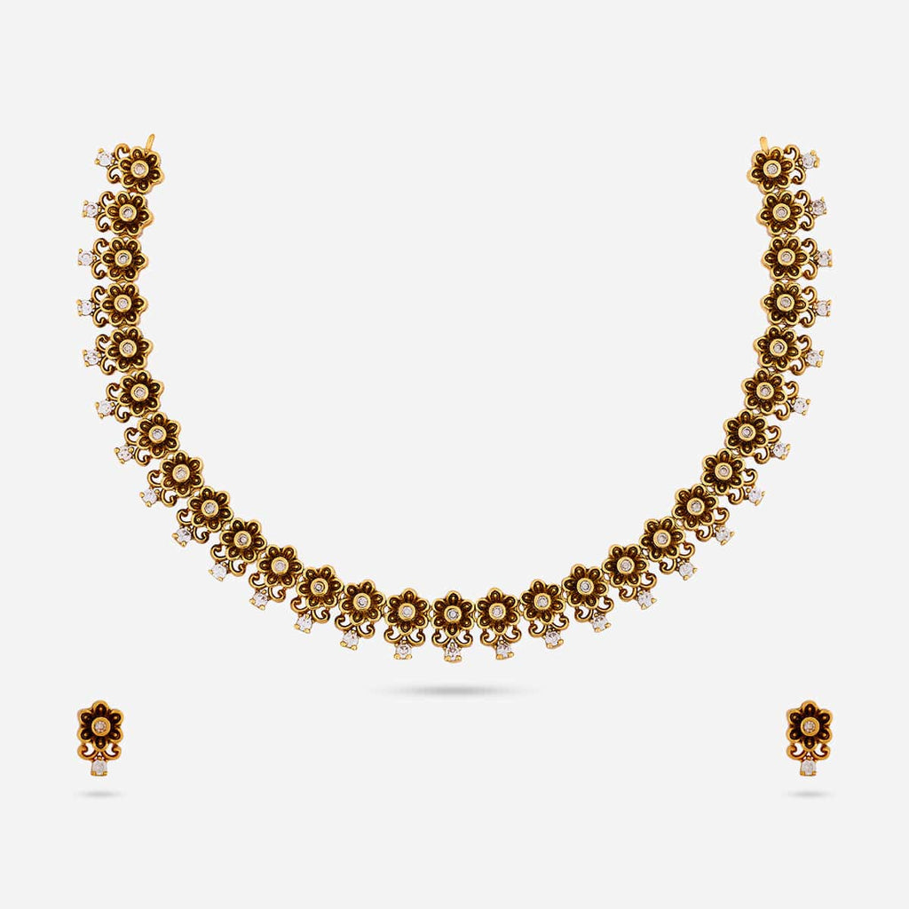 Antique Necklace Antique Necklace 190326