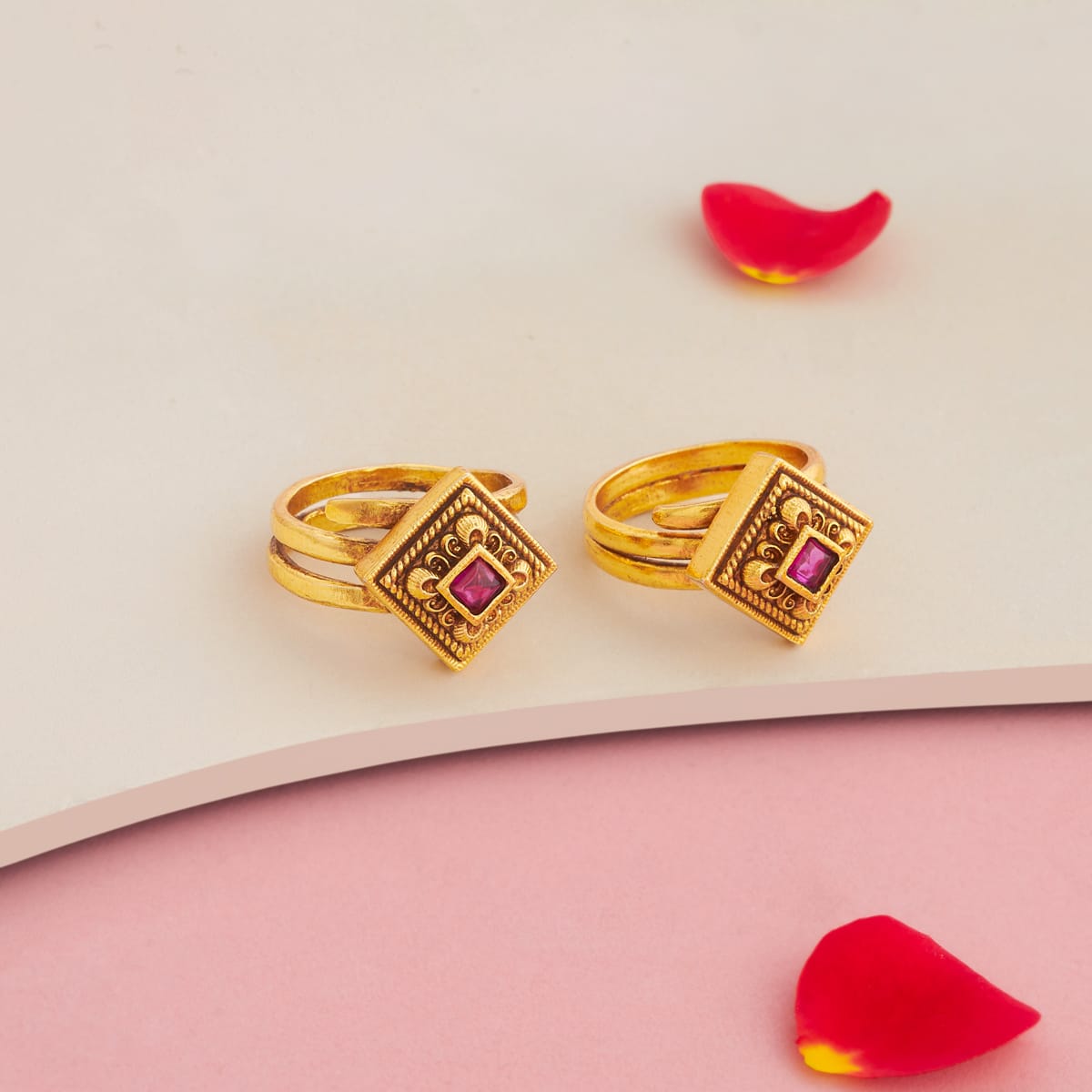 Antique Toe Ring Antique Toe Ring 197528