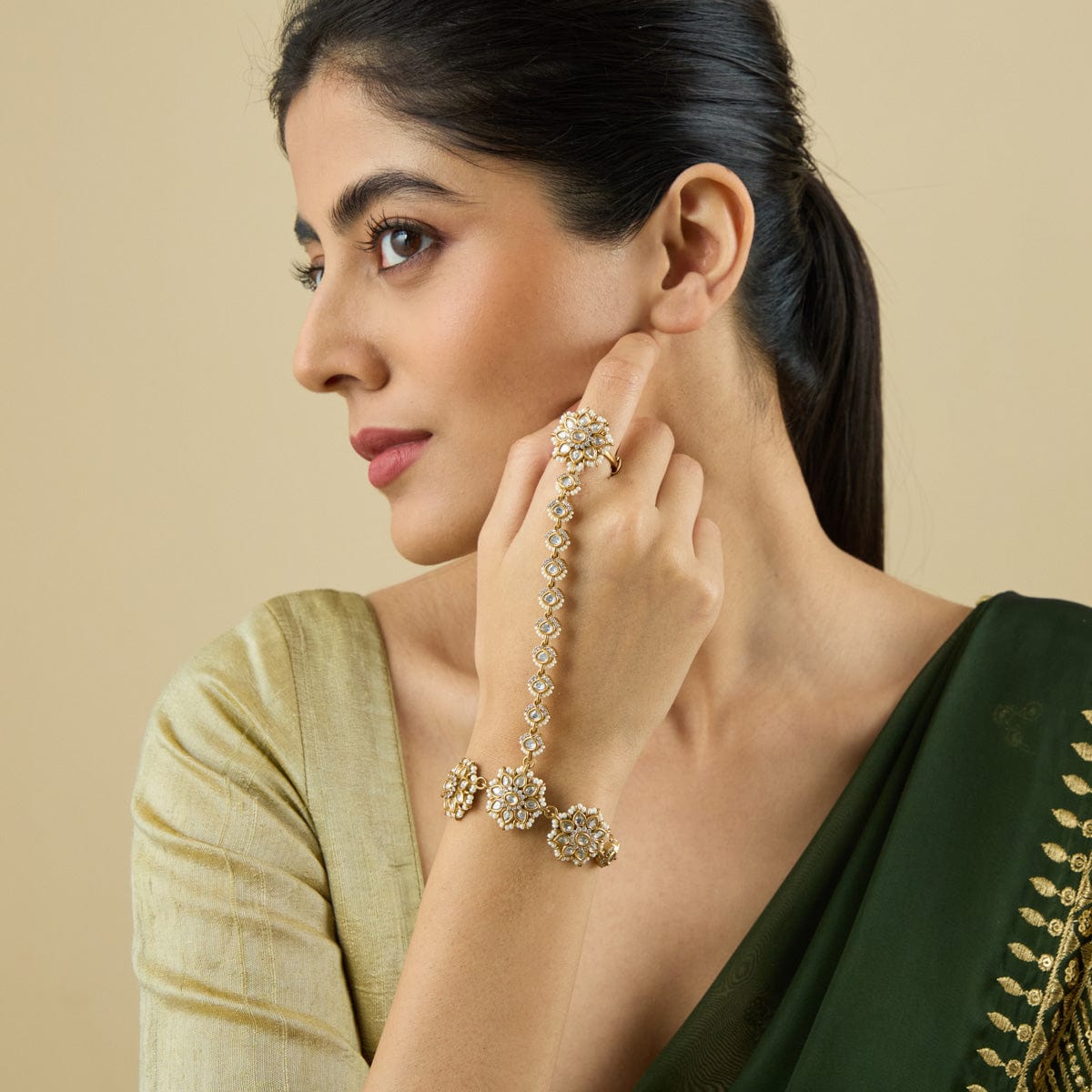 Kundan Hathpan Kundan Hathpan 181373