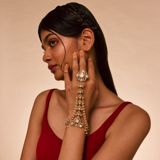 Kundan Hathpan Kundan Hathpan 193677