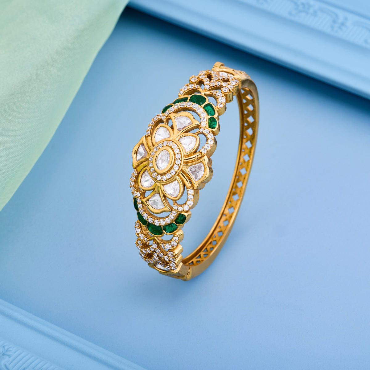 Kundan Kada Kundan Kada 193685