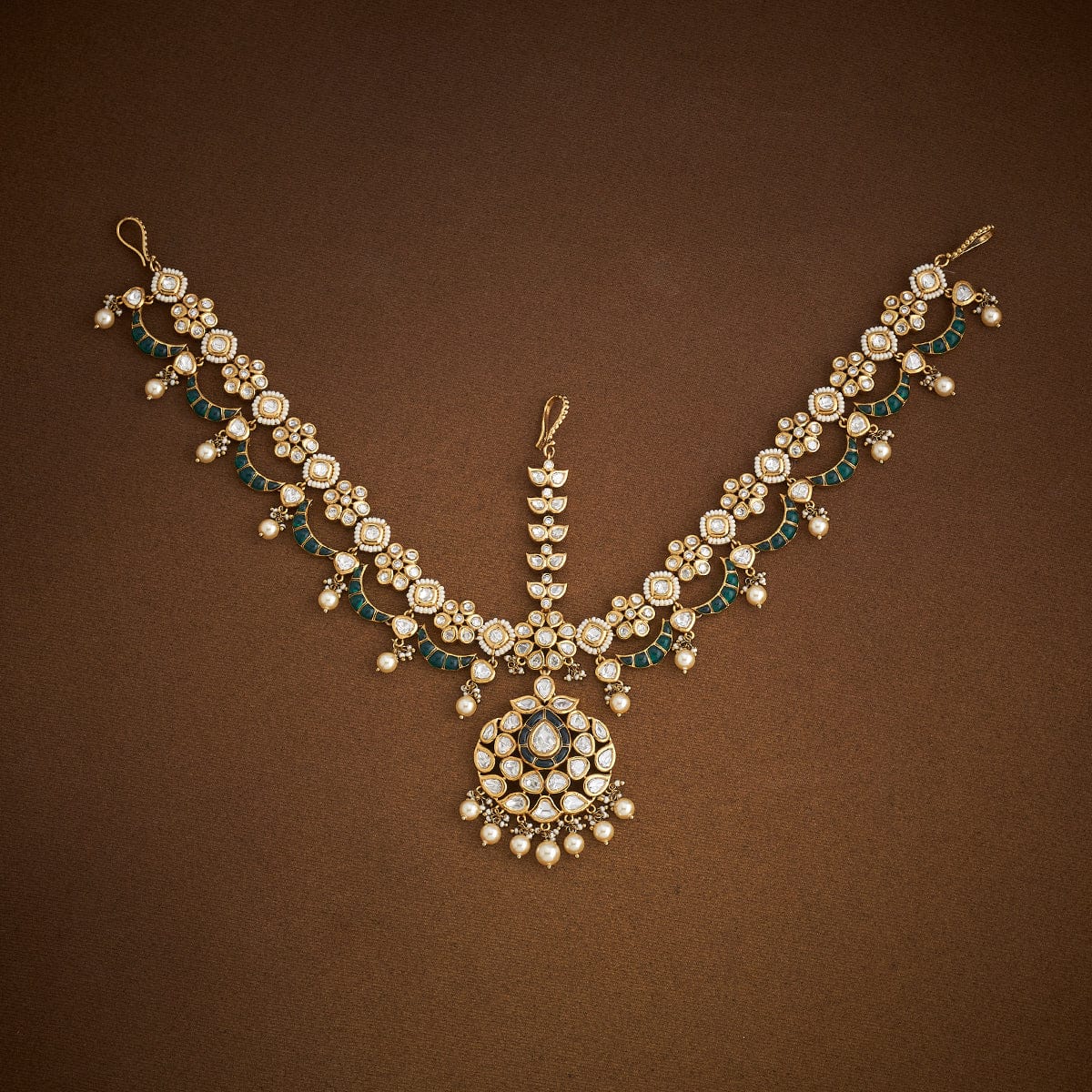 Kundan Tikka Kundan Tikka 181140