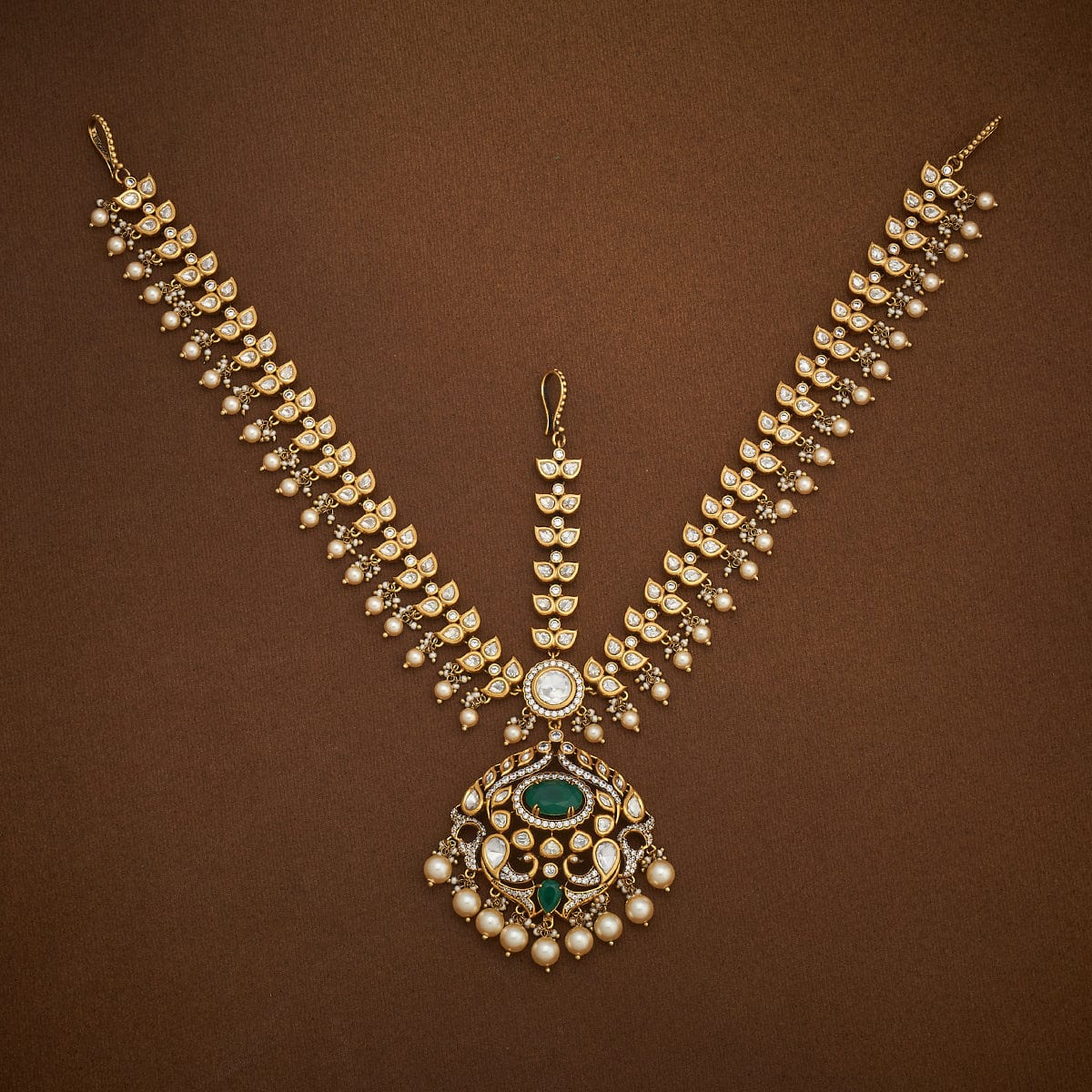 Kundan Tikka Kundan Tikka 181141