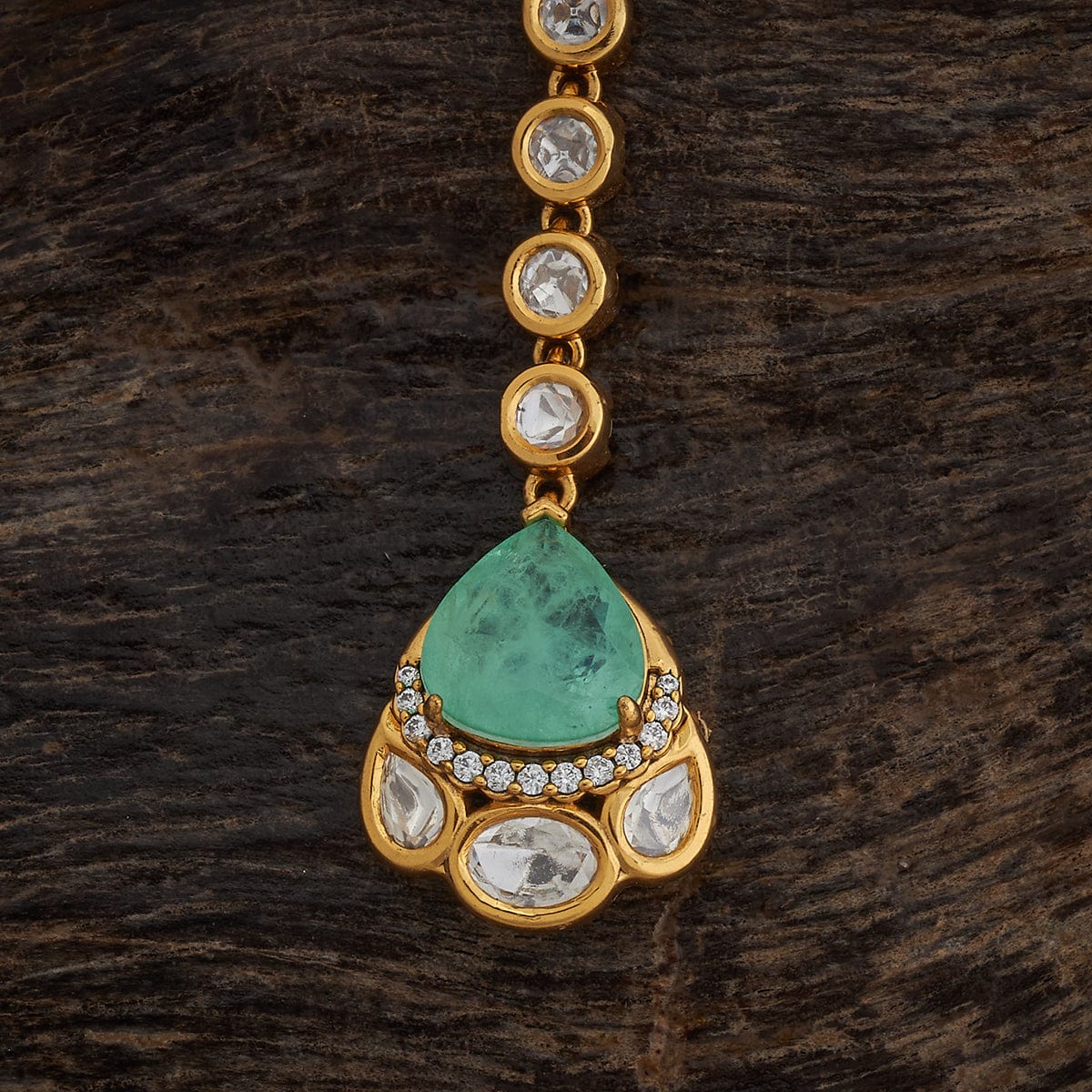 Kundan Tikka Kundan Tikka 178315