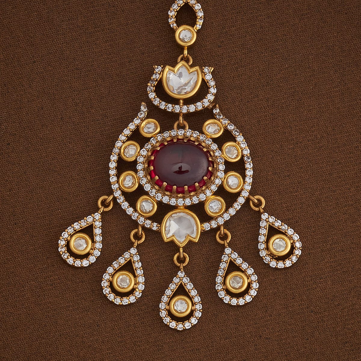 Kundan Tikka Kundan Tikka 182838