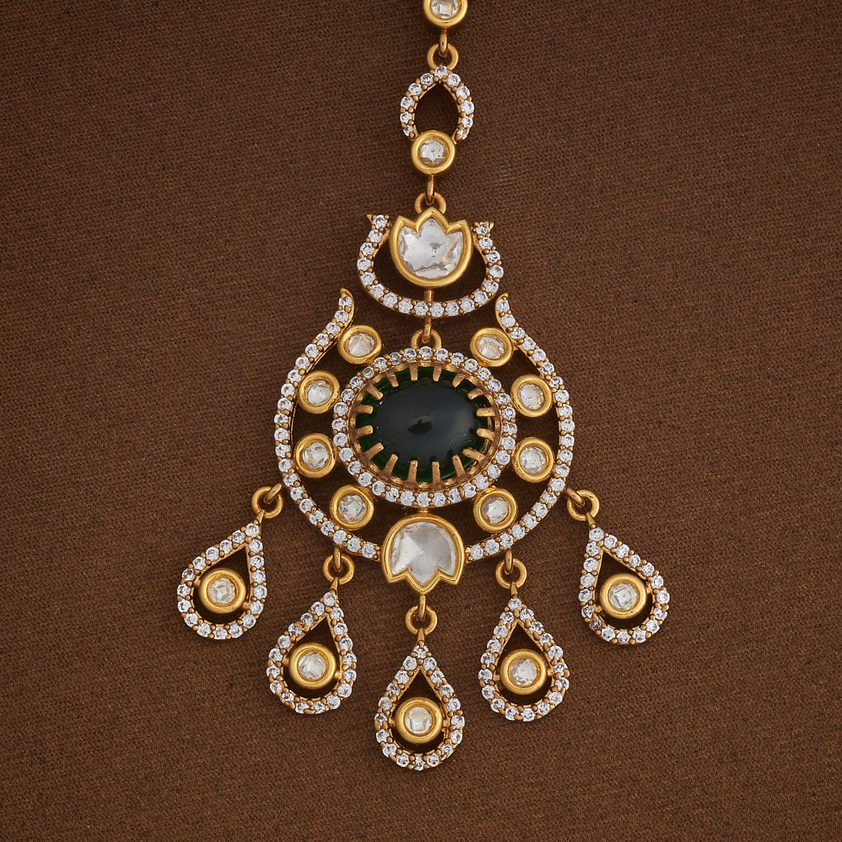 Kundan Tikka Kundan Tikka 182838