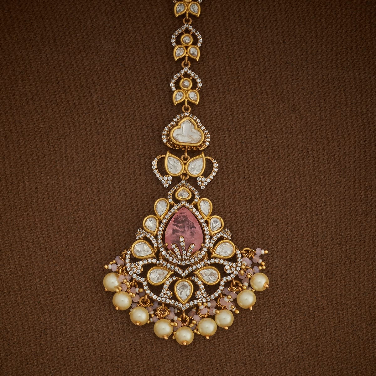 Kundan Tikka Kundan Tikka 183323