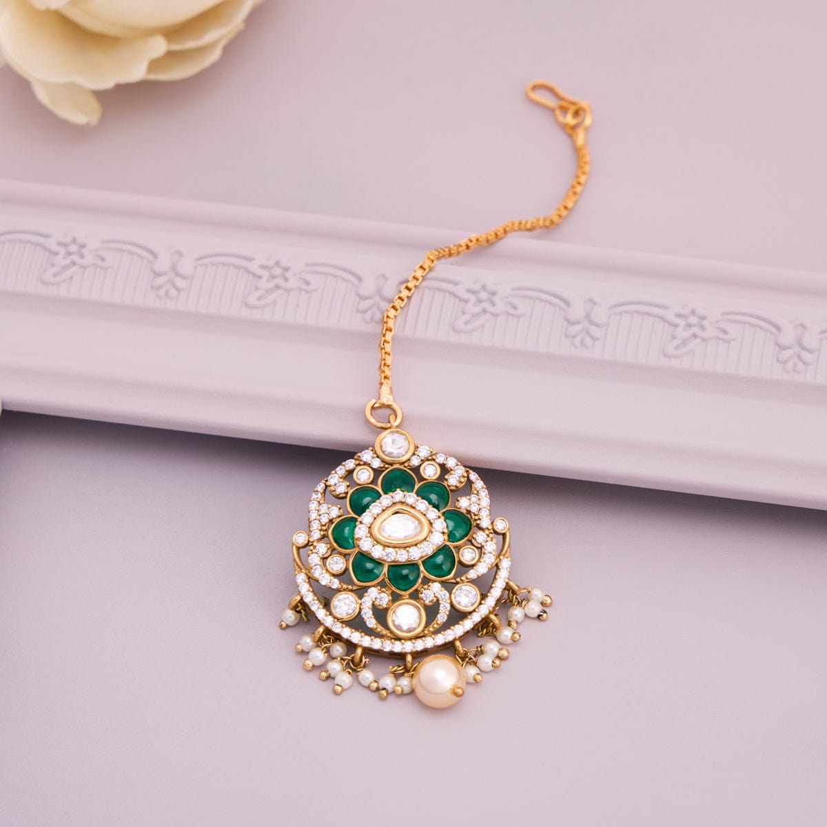 Kundan Tikka Kundan Tikka 185314