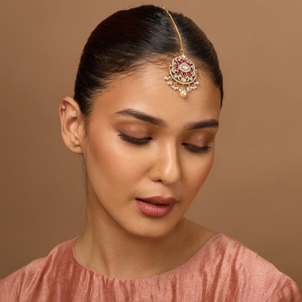 Kundan Tikka Kundan Tikka 185314