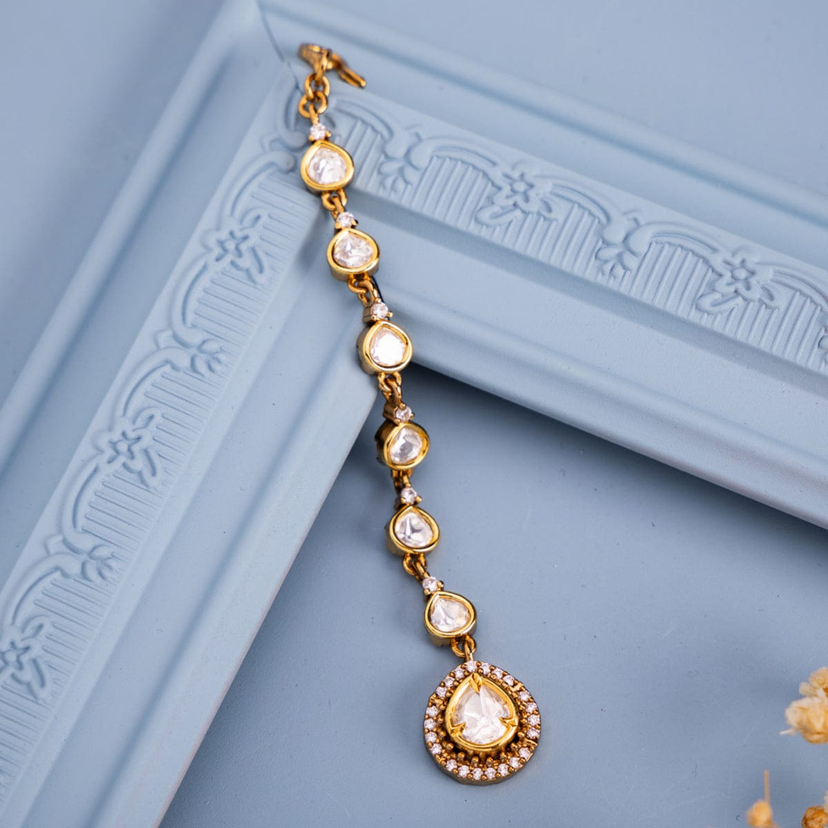 Kundan Tikka Kundan Tikka 185457