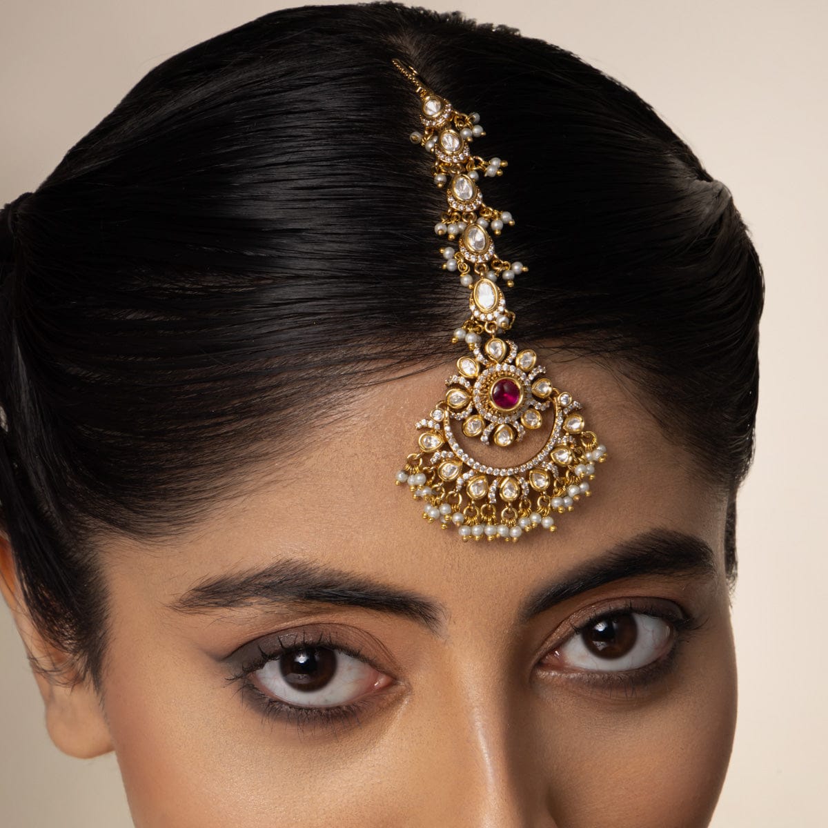 Kundan Tikka Kundan Tikka 193535