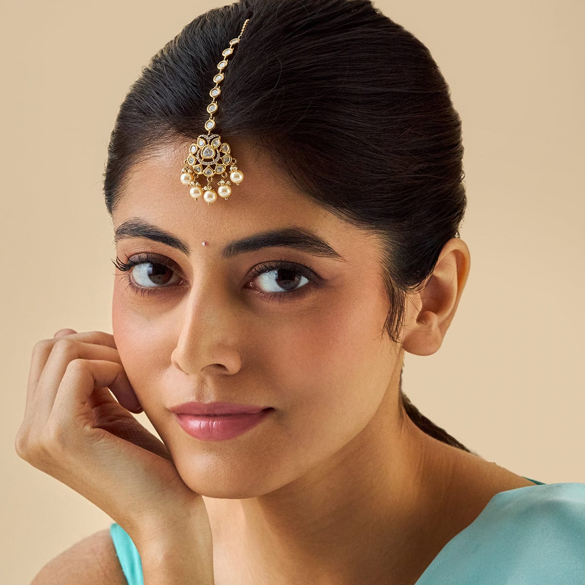 Kundan Tikka Kundan Tikka 174025