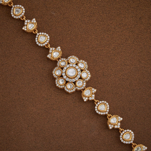 Kundan Tikka Kundan Tikka 181389