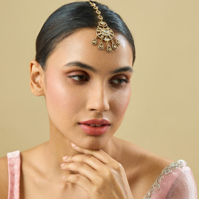 Kundan Tikka Kundan Tikka 186443
