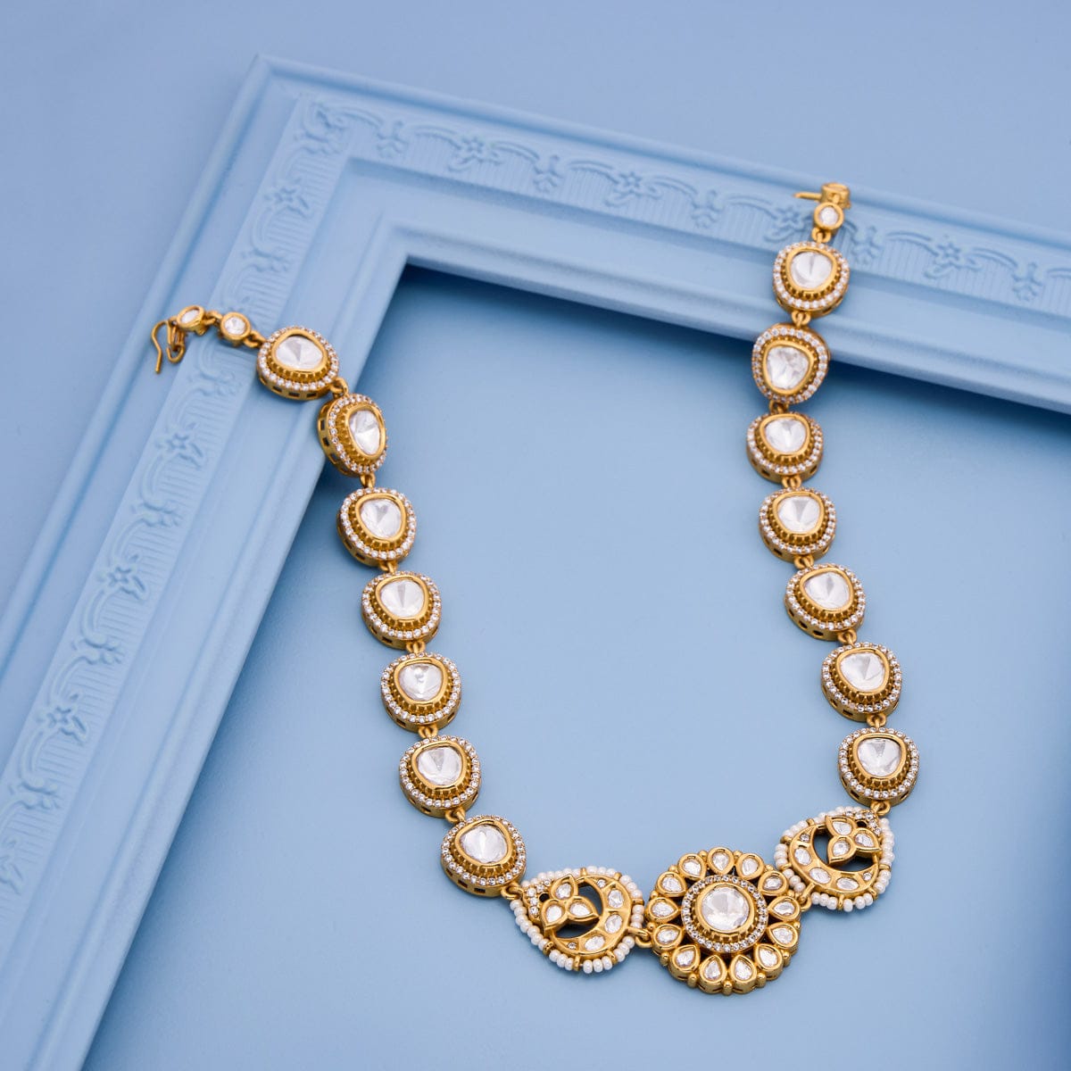 Kundan Tikka Kundan Tikka 193691