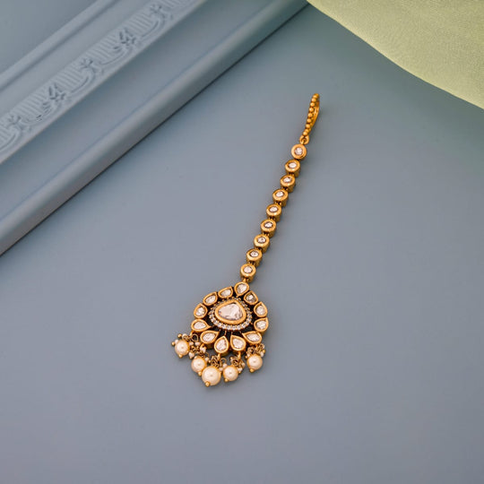Kundan Tikka Kundan Tikka 202662