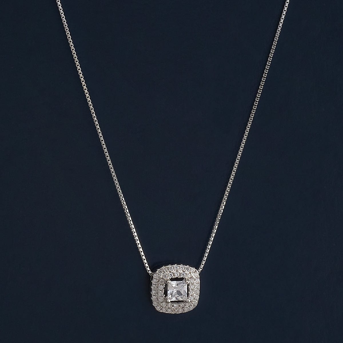 183303 92.5 Silver Pendant with Chain 183303