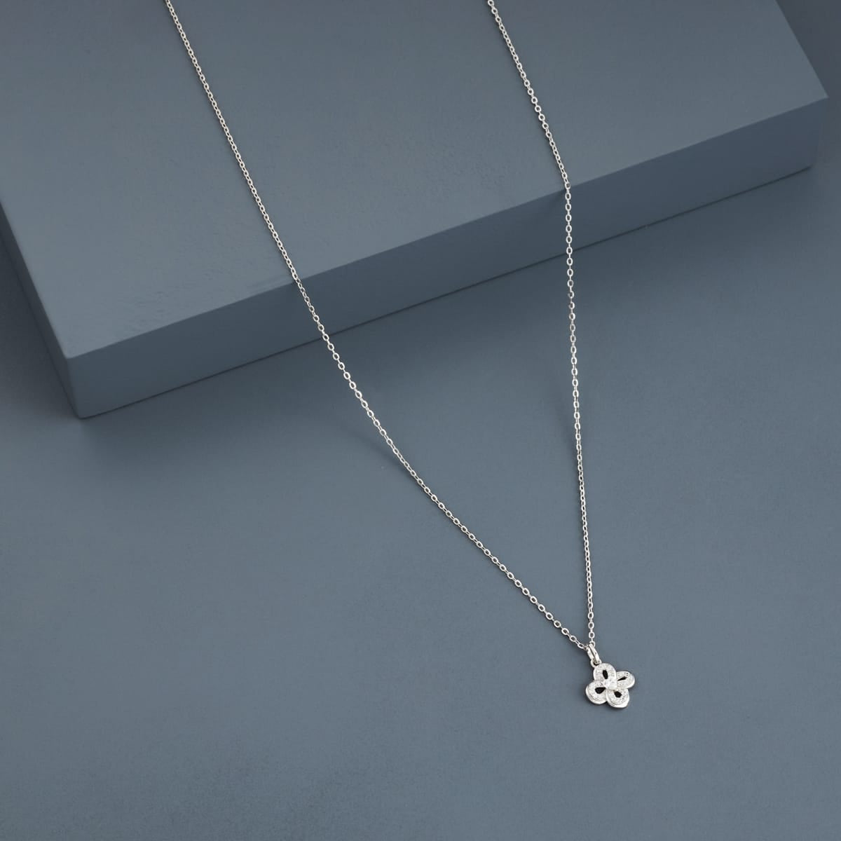 Silver Chain Pendant 92.5 Silver Pendant with Chain 200746