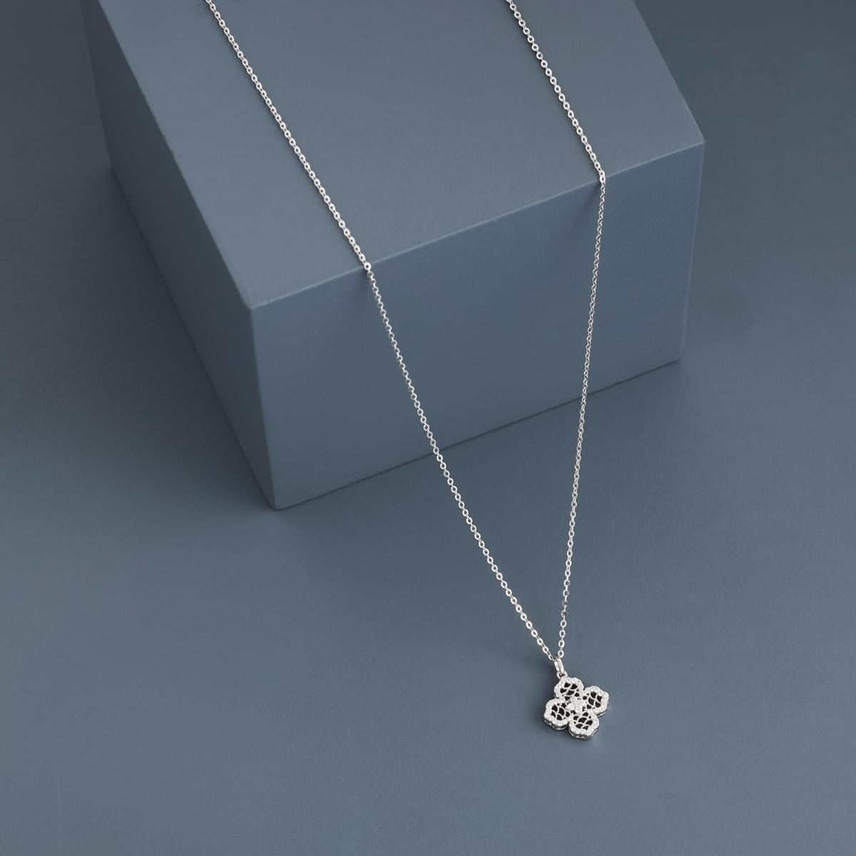 Silver Chain Pendant 92.5 Silver Pendant with Chain 200759