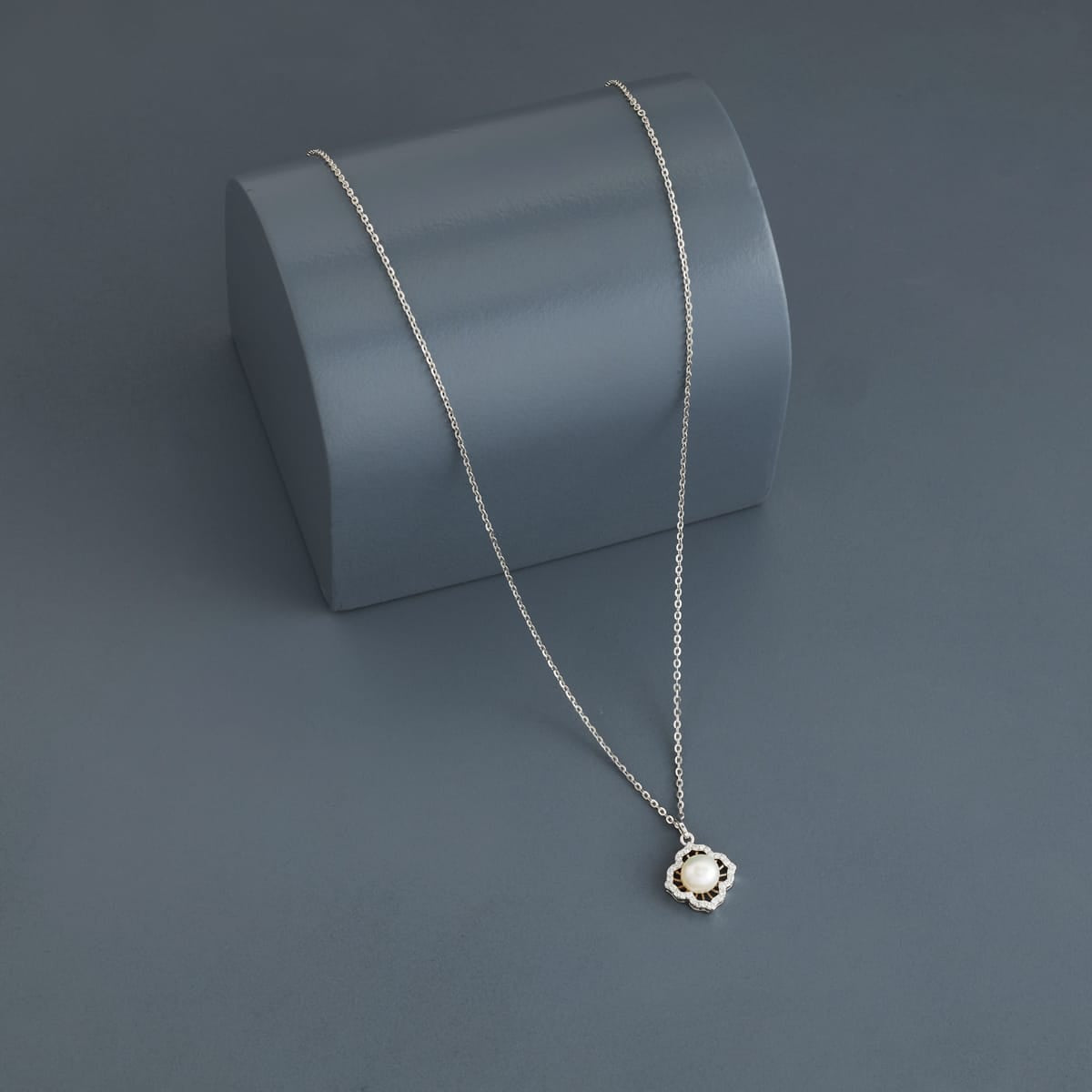 Silver Chain Pendant 92.5 Silver Pendant with Chain 200760
