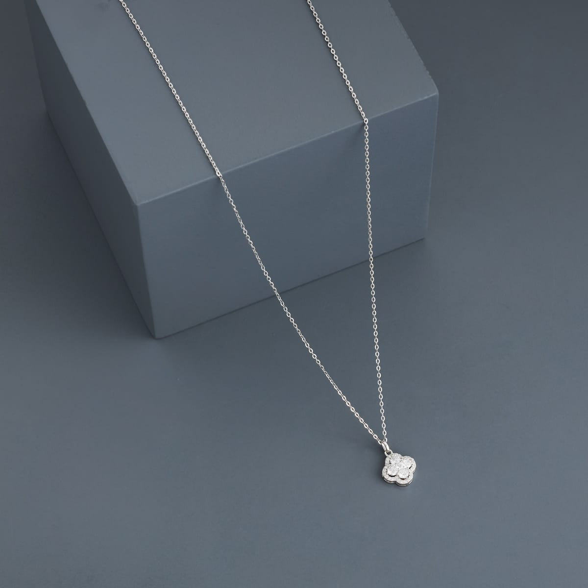 Silver Chain Pendant 92.5 Silver Pendant with Chain 200779