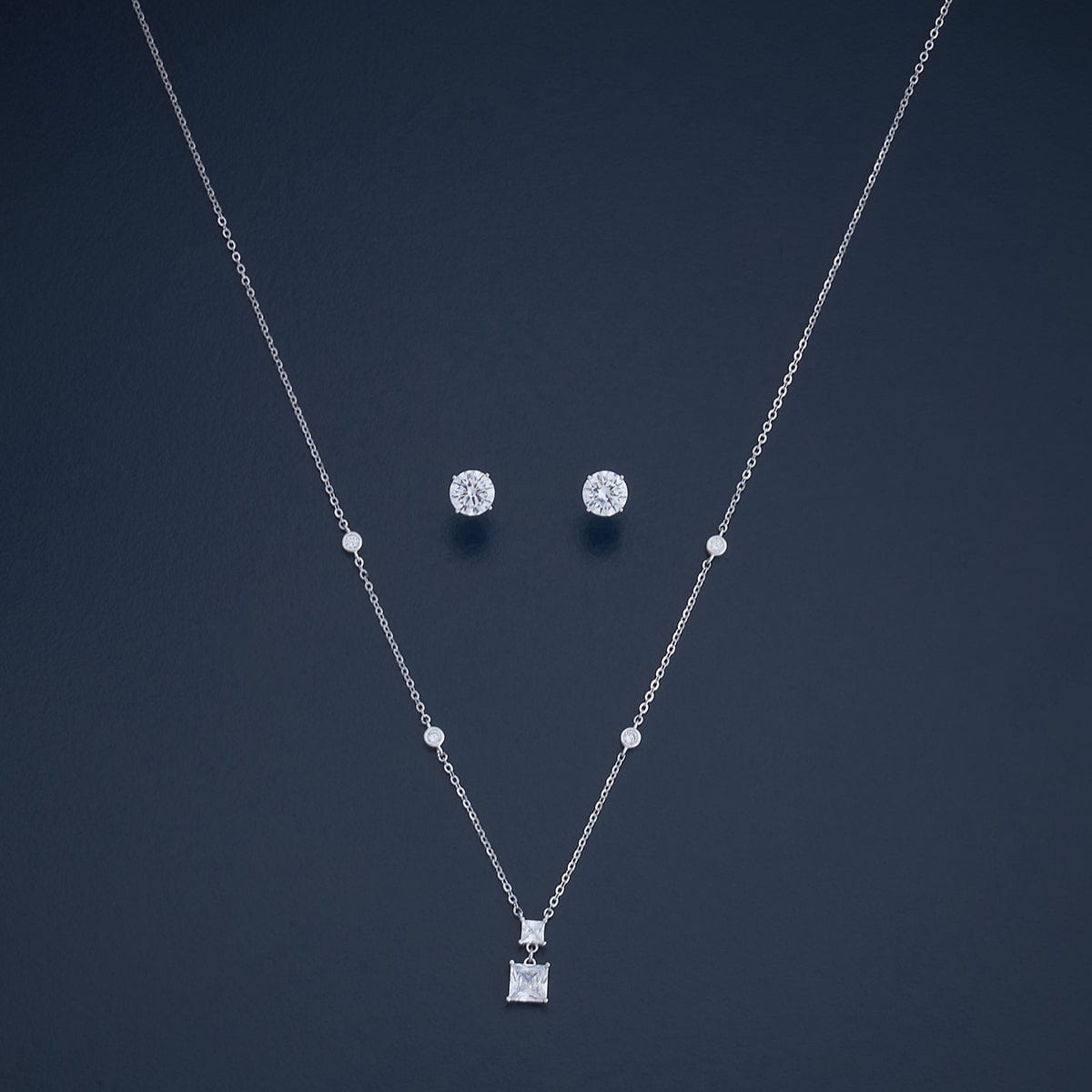 Silver Chain Pendant Earring Set 92.5 Silver Necklace 180983