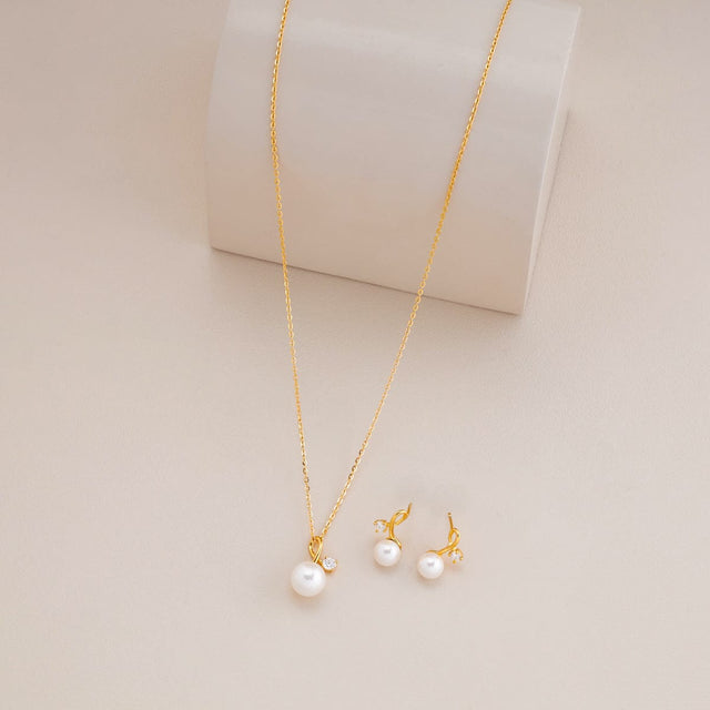 Silver Chain Pendant Earring Set 92.5 Silver Pendant with Chain and Earring Set 194614