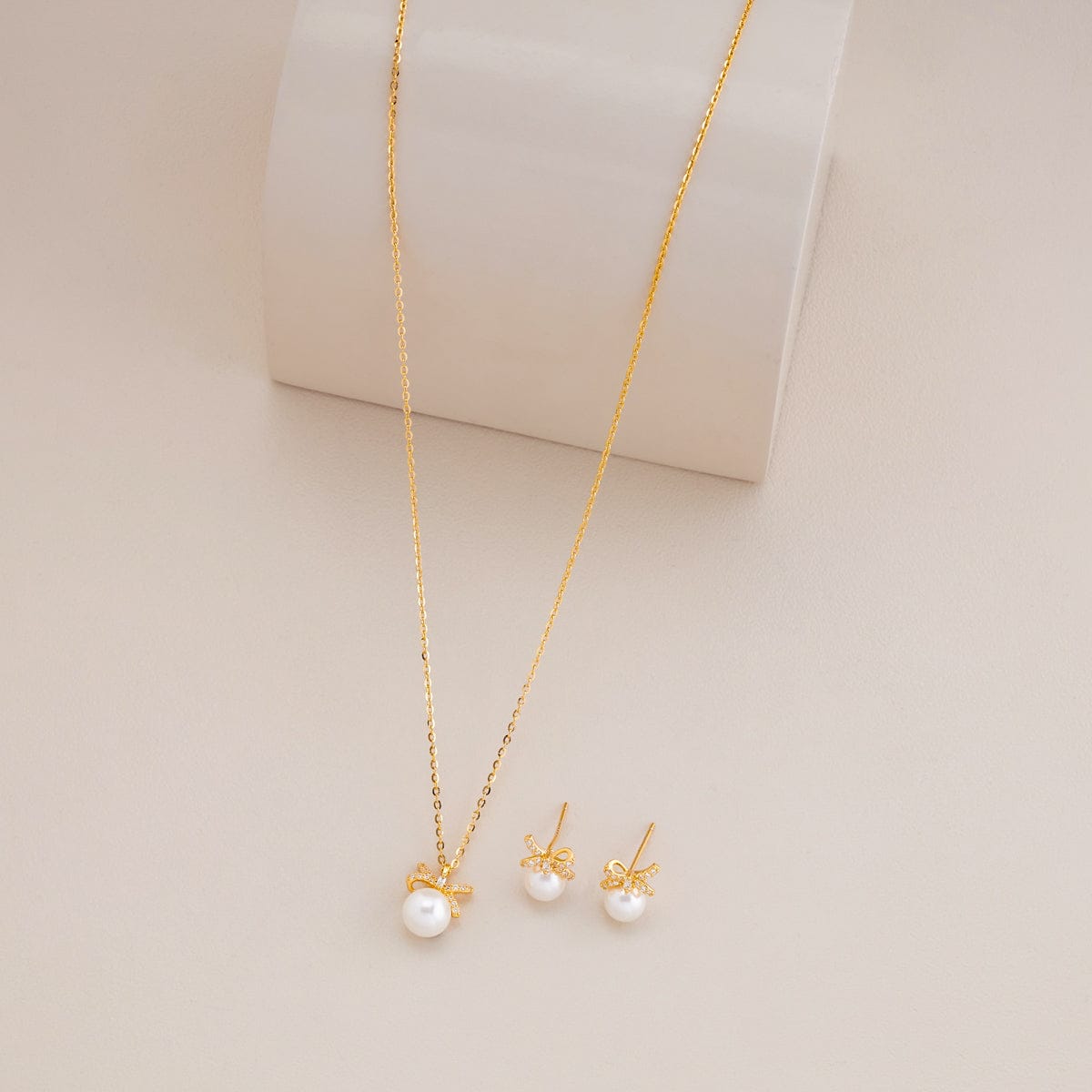 Silver Chain Pendant Earring Set 92.5 Silver Pendant with Chain and Earring Set 194615