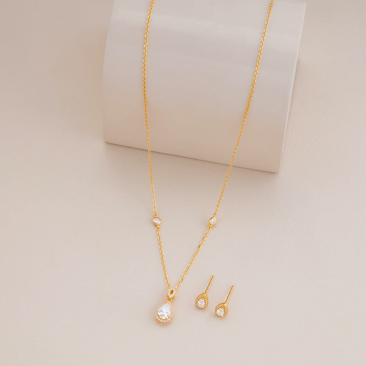 Silver Chain Pendant Earring Set 92.5 Silver Pendant with Chain and Earring Set 194625