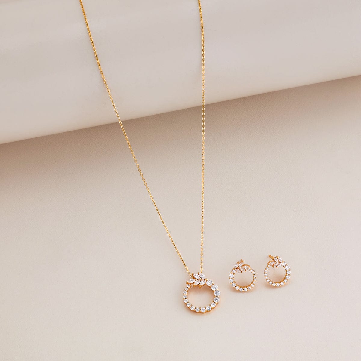 Silver Chain Pendant Earring Set 92.5 Silver Pendant with Chain and Earring Set 194792