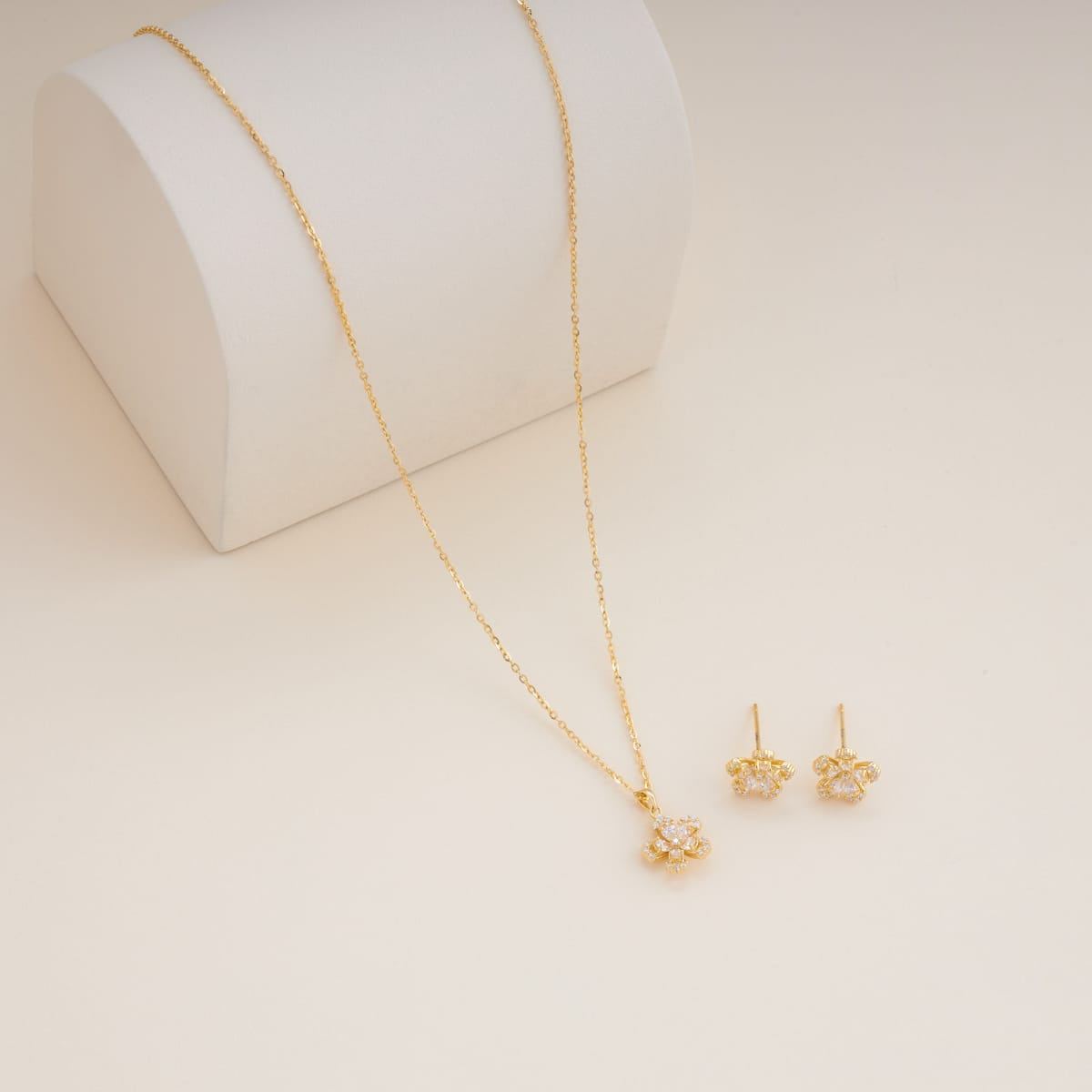 Silver Chain Pendant Earring Set 92.5 Silver Pendant with Chain and Earring Set 200626