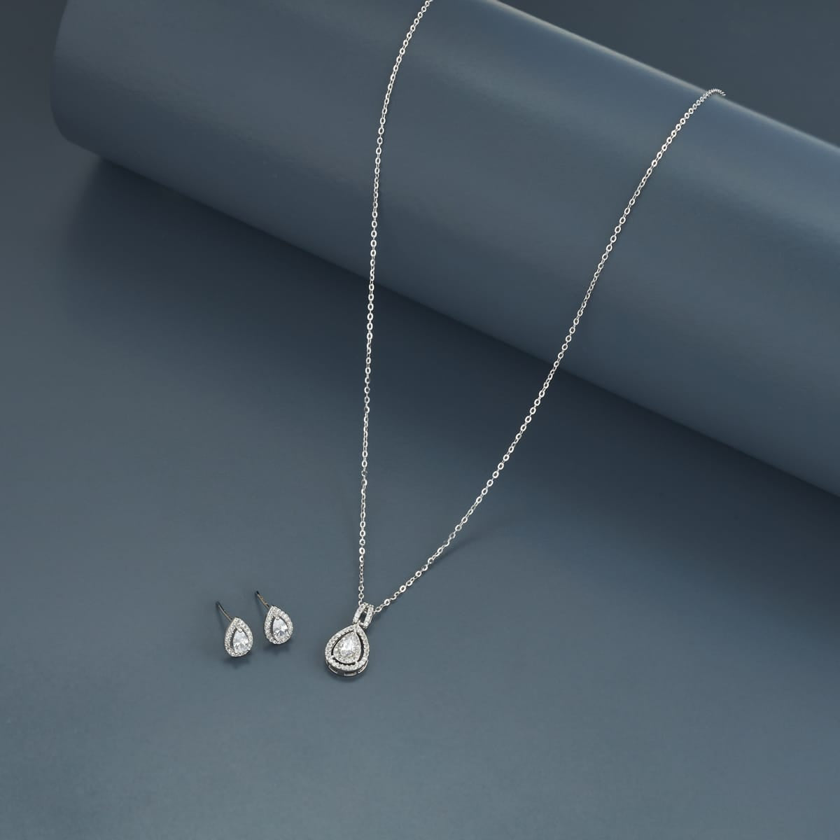 Silver Chain Pendant Earring Set 92.5 Silver Pendant with Chain and Earring Set 200631