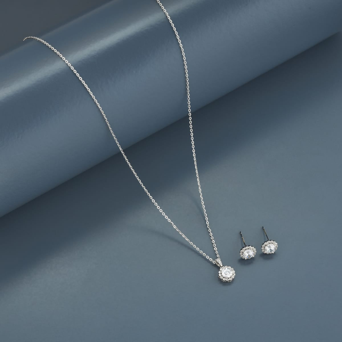 Silver Chain Pendant Earring Set 92.5 Silver Pendant with Chain and Earring Set 200637