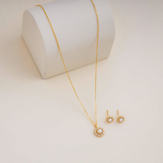 Silver Chain Pendant Earring Set 92.5 Silver Pendant with Chain and Earring Set 200639