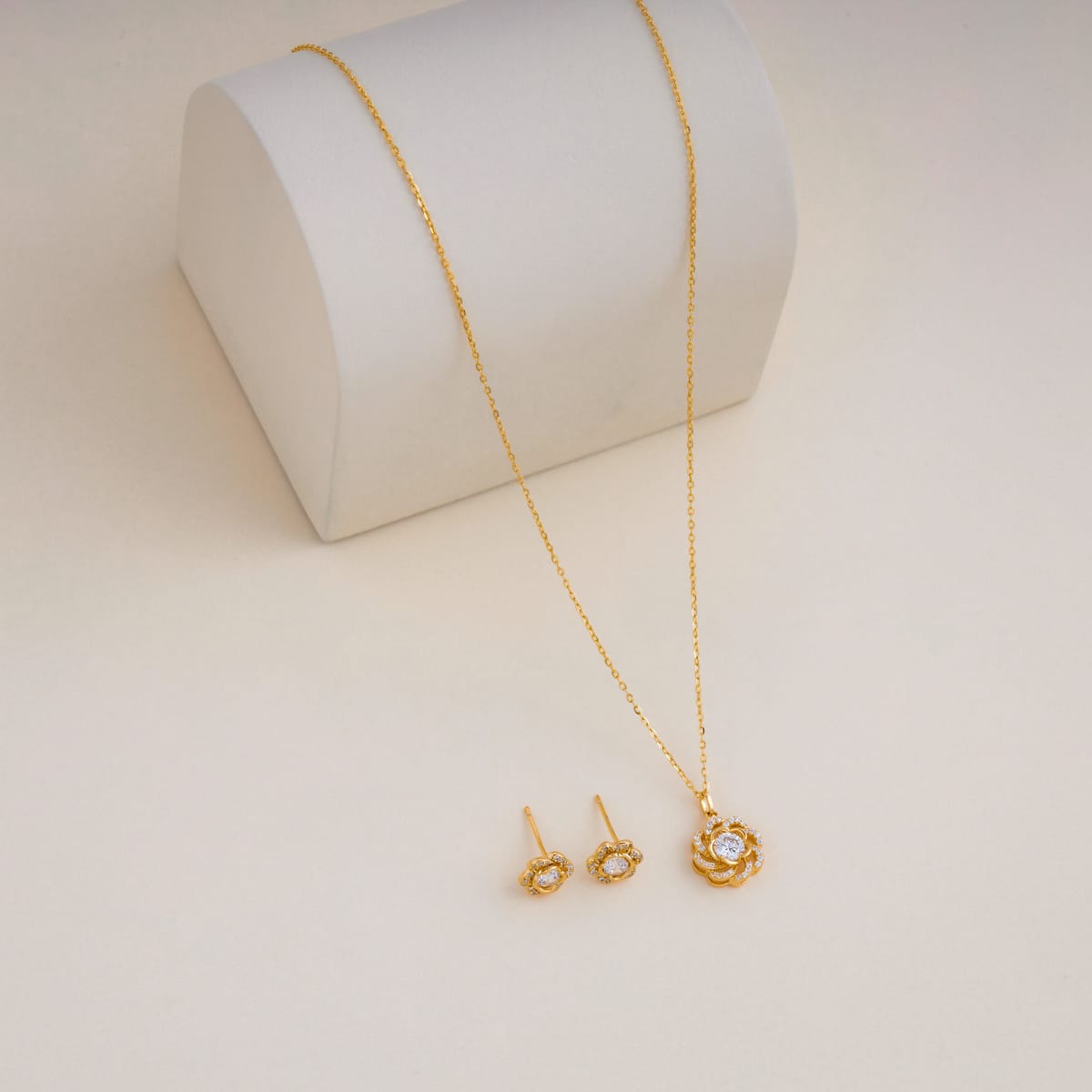 Silver Chain Pendant Earring Set 92.5 Silver Pendant with Chain and Earring Set 200642