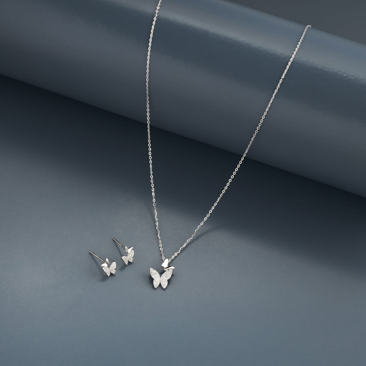 Silver Chain Pendant Earring Set 92.5 Silver Pendant with Chain and Earring Set 200644