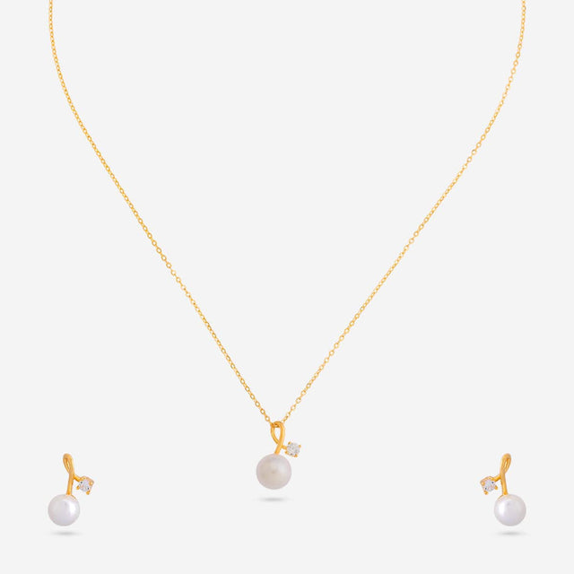 Silver Chain Pendant Earring Set 92.5 Silver Pendant with Chain and Earring Set 194614