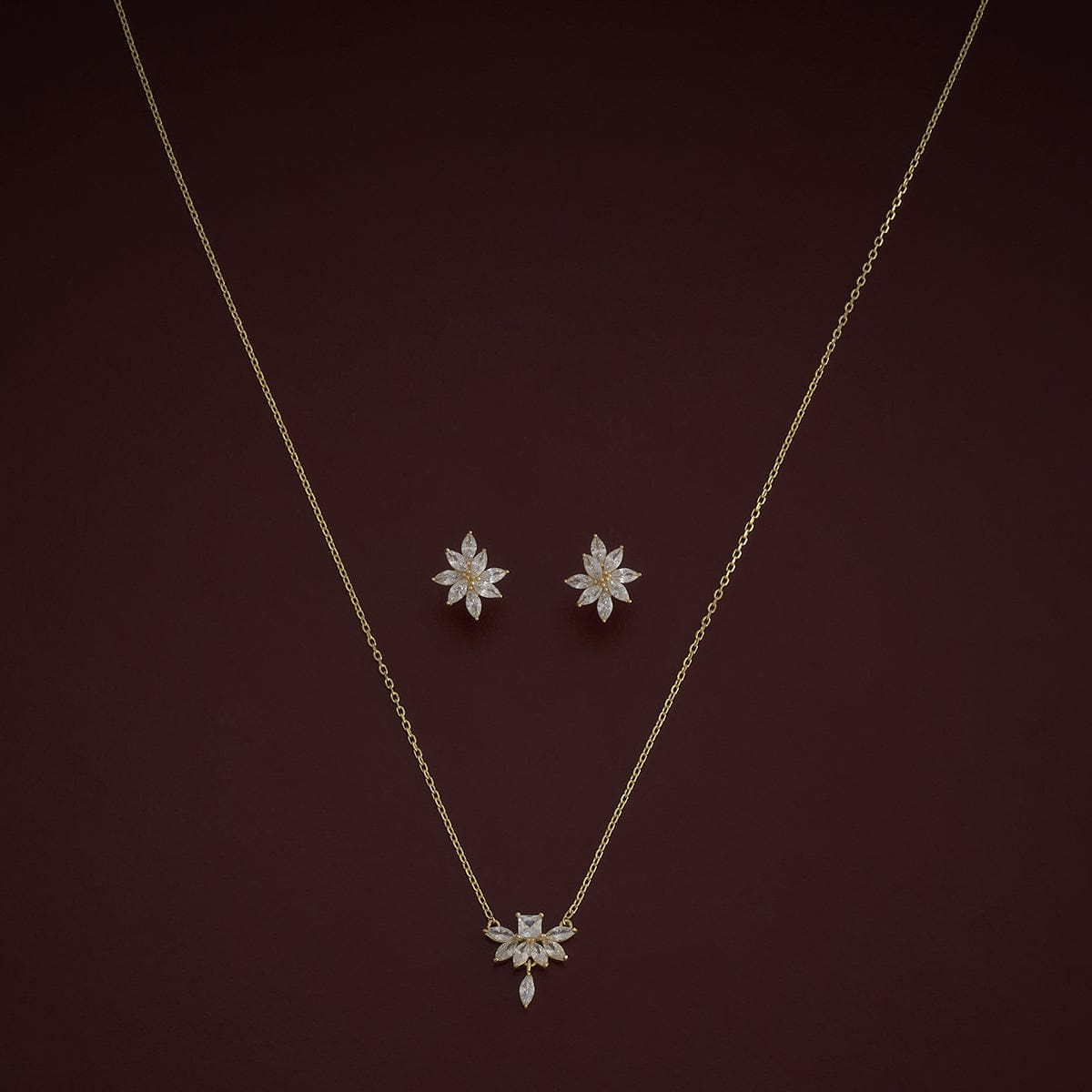 Silver Chain Pendant Earring Set 92.5 Silver Necklace 180974