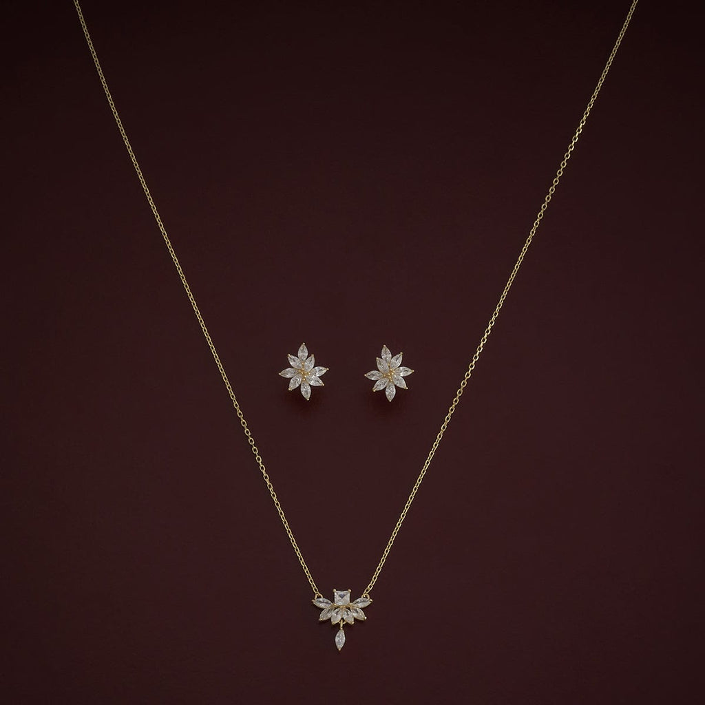 Silver Chain Pendant Earring Set 92.5 Silver Necklace 180974