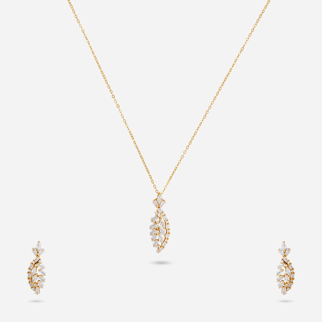 Silver Chain Pendant Earring Set 92.5 Silver Pendant With Chain and Earring Set 191354