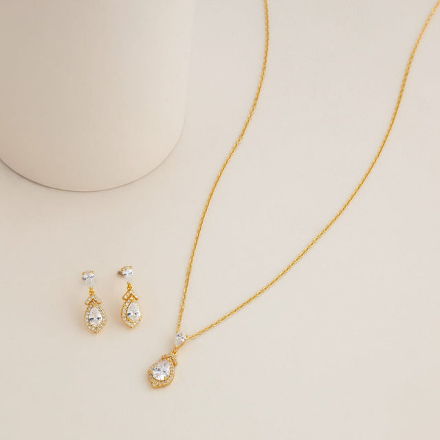 Silver Chain Pendant Earring Set 92.5 Silver Pendant With Chain and Earring Set 194150