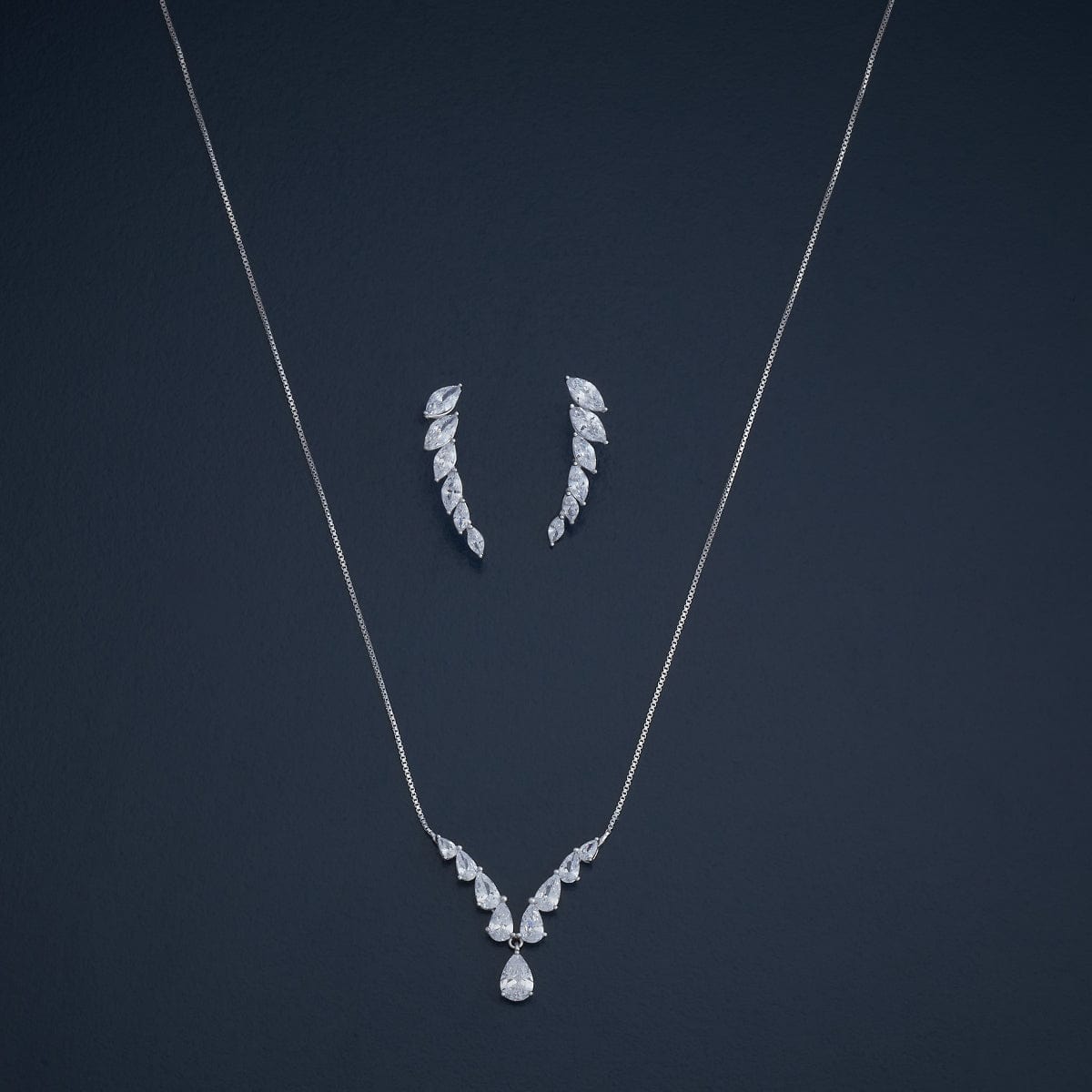 Silver Chain Pendant Earring Set 92.5 Silver Necklace 180973