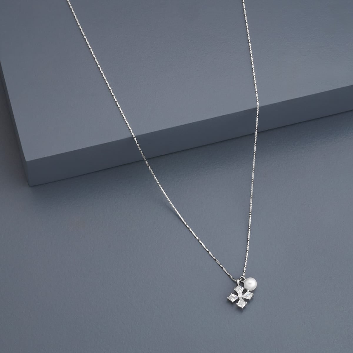 Silver Chain Pendant 92.5 Silver Pendant with Chain 194450
