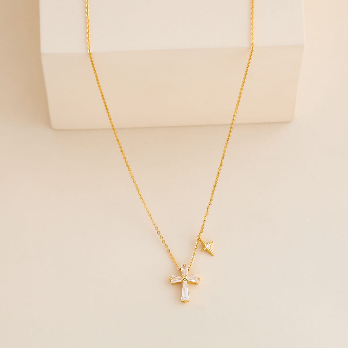 Silver Chain Pendant 92.5 Silver Pendant with Chain 194449